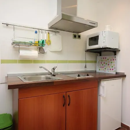 Apartment 6661a Gradac (Split-Dalmatia)